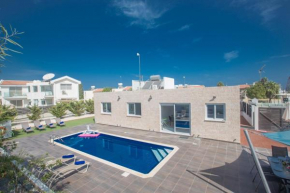 3 Schlafzimmer Villa Mit Pool In Protaras Zentrum